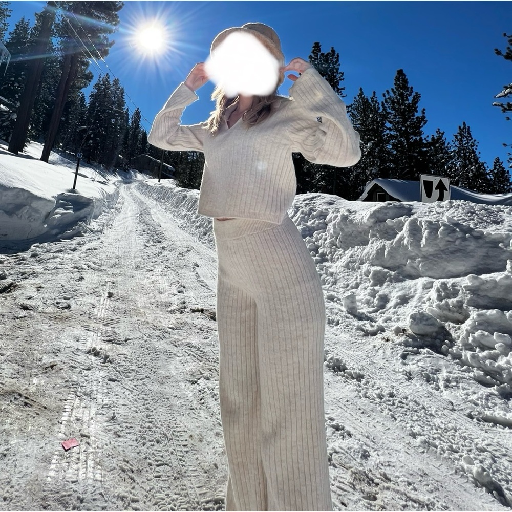 Two-piece sweater set